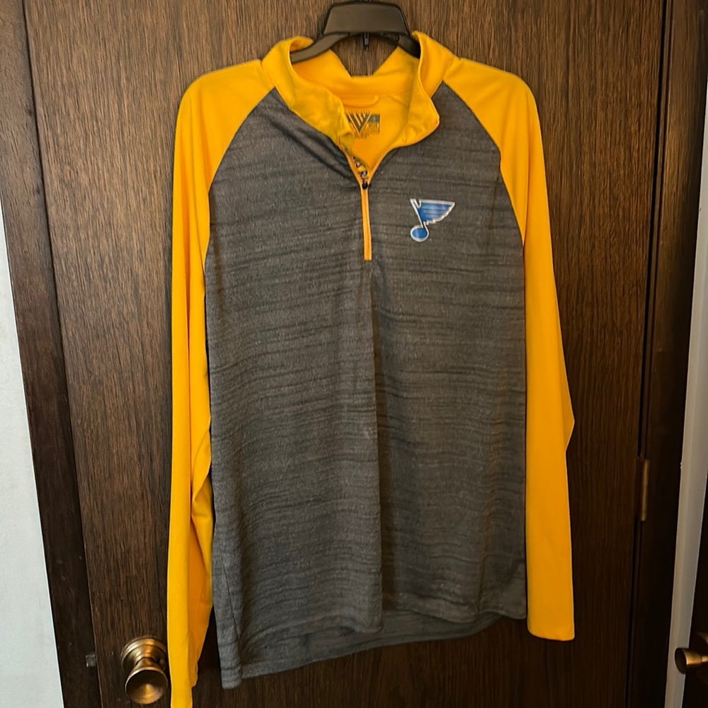St. Louis Blues Levelwear Quarter-Zip | Adult L | Grey & Yellow